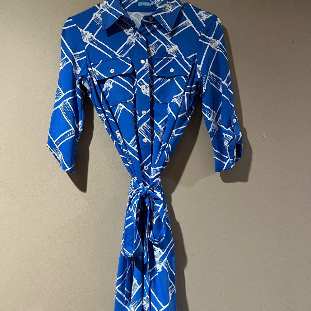 J. McLaughlin Blue and White Tie Front Shirt Dress